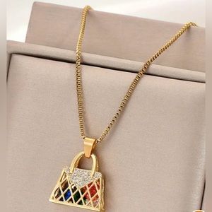 💥1pc Golden Synthetic Zirconia Inlaid Bag Pendant Necklace